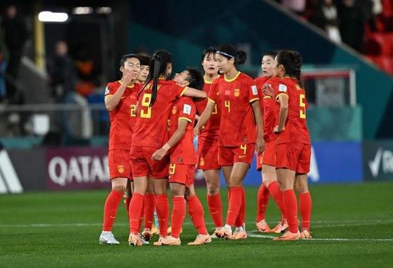 女高中生被c到爽哭视频